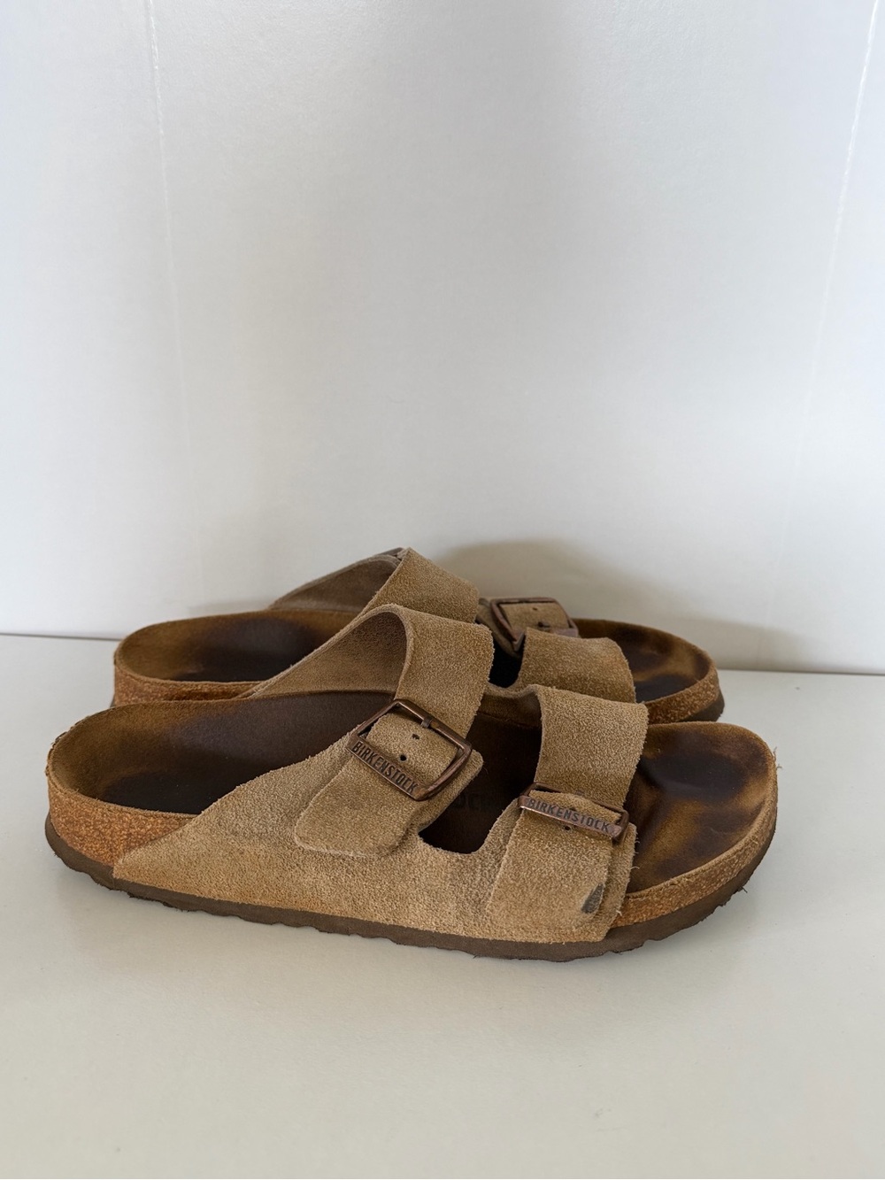 Birkenstock Women’s Arizona Suede Sandals in Taupe Size 39 or US 8-8.5 - Picture 2 of 6